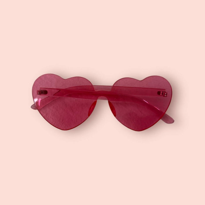 Lovelina | Acrylic Heart Shape Glasses - SOHARA: PINK | Pink sunglasses without a border.