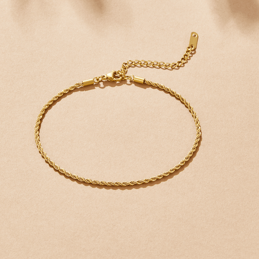 Calla Gold Twisted Chain Anklet