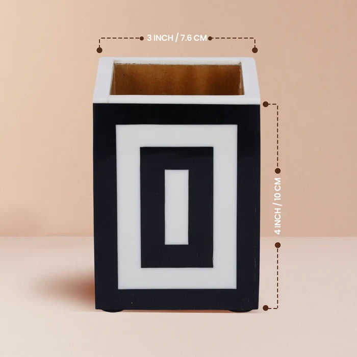 Concentric Resin Inlay Desk Organizer | Black & White | 3x4"