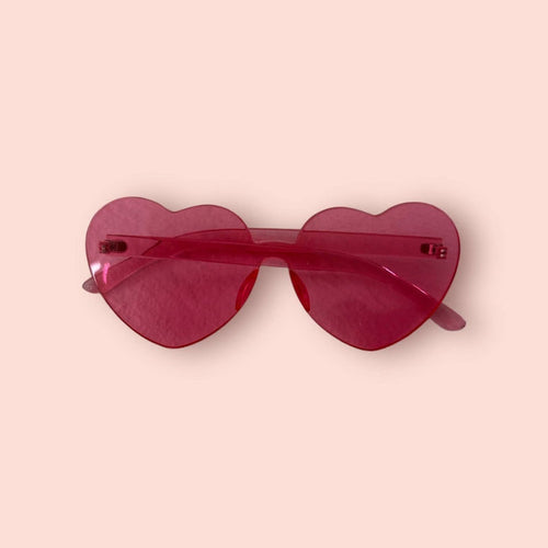 Lovelina | Acrylic Heart Shape Glasses - SOHARA: PINK | Pink sunglasses without a border.