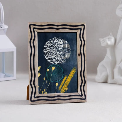Picture Frame Flow Edge Collection Wood & Resin Inlay Natural & Black– 4x6 & 5x7"