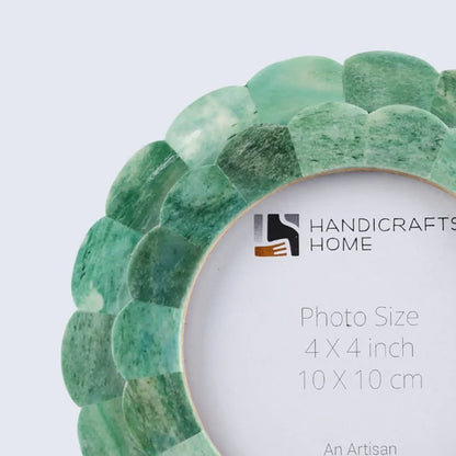 Scalloped Picture Frame | Green Bone Inlay | 4 In Round Photo Frame