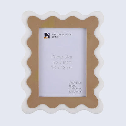 Handmade Scalloped Resin Inlay Picture Frame, Brown & White, for tabletop or wall display
