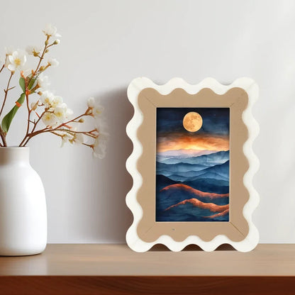 Scalloped Resin Inlay Picture Frame, Brown & White