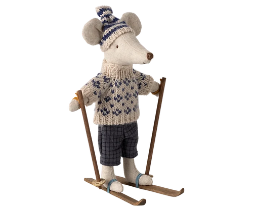 Maileg Winter Mouse Ski Dad — full front view of linen mouse doll wearing a striped knit pompom hat, cream and navy Fair Isle sweater, dark gingham shorts, and wooden skis with poles